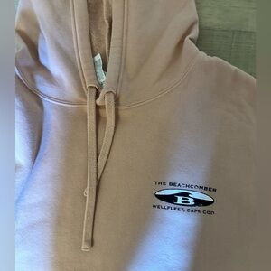 The Beachcomber Cape Cod, Pink Cropped Sweatshirt NWOT